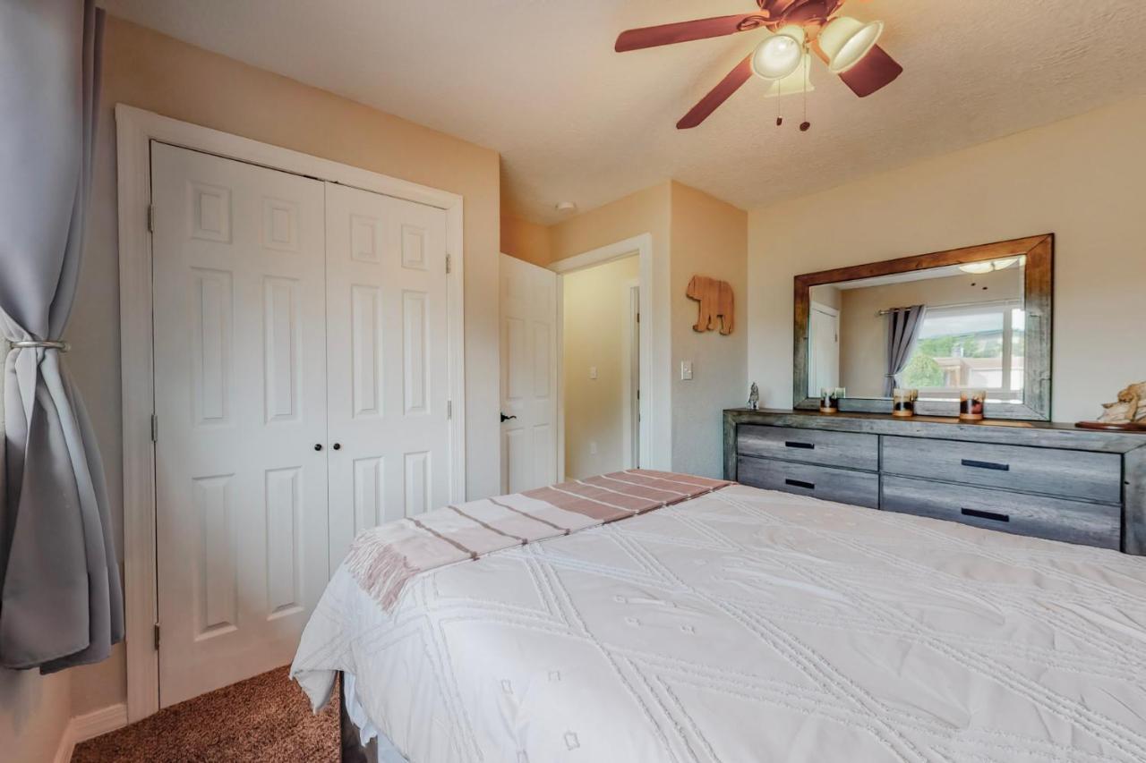 Comfortable 3-Bedroom Home With Spacious Backyard Albuquerque Exteriör bild