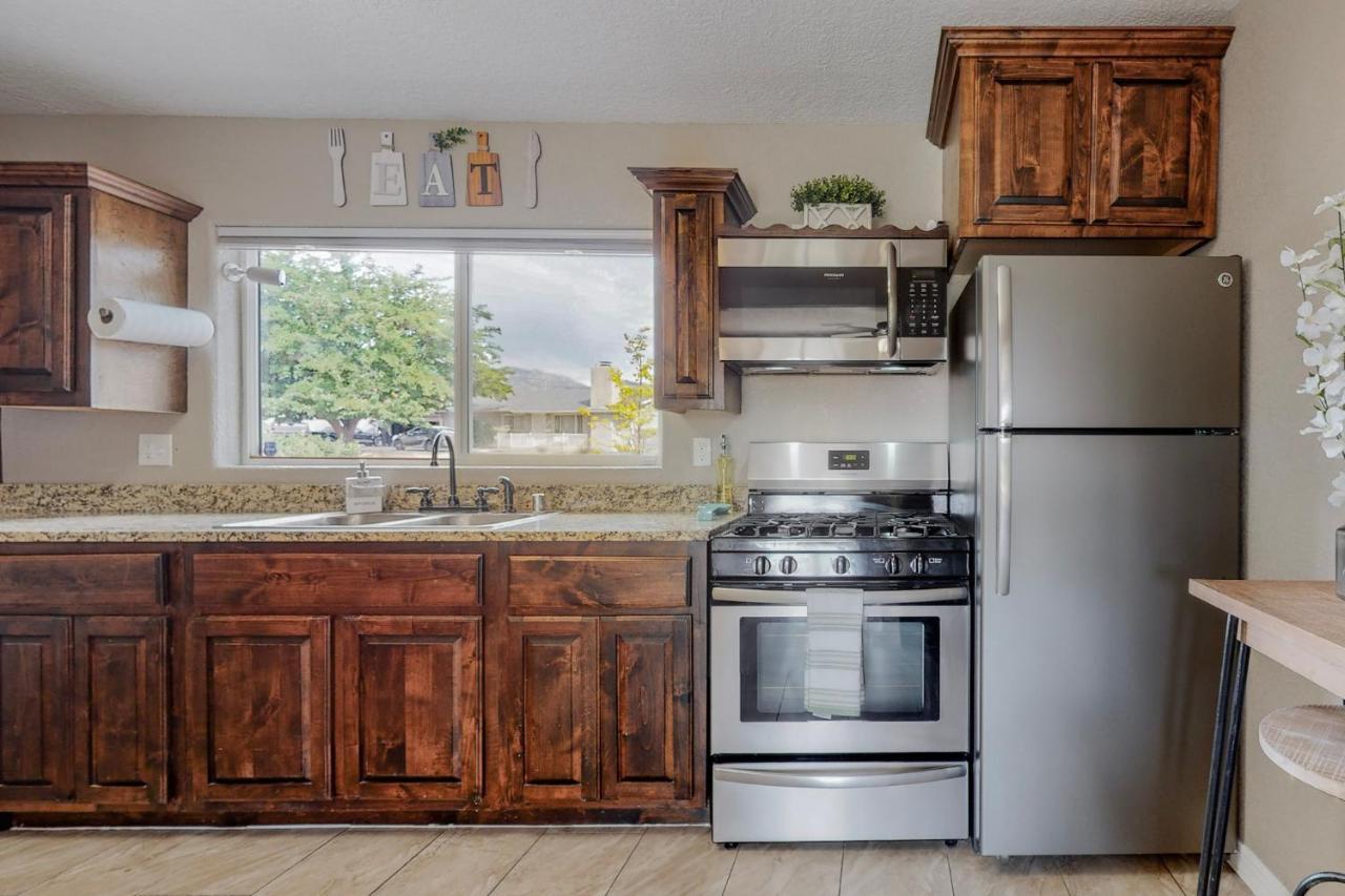 Comfortable 3-Bedroom Home With Spacious Backyard Albuquerque Exteriör bild